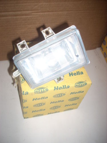 FANALE FENDINEBBIA ANT. DX VW POLO DAL 1994 HELLA Cod. 1NA962530-021 NUOVO - Imagen 1 de 1