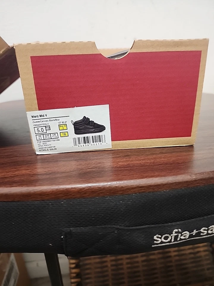 Vans Toddler Boy's Ward Mid V Black Mid Top Skate Shoes - Size 5.0 - Image 2 of 4