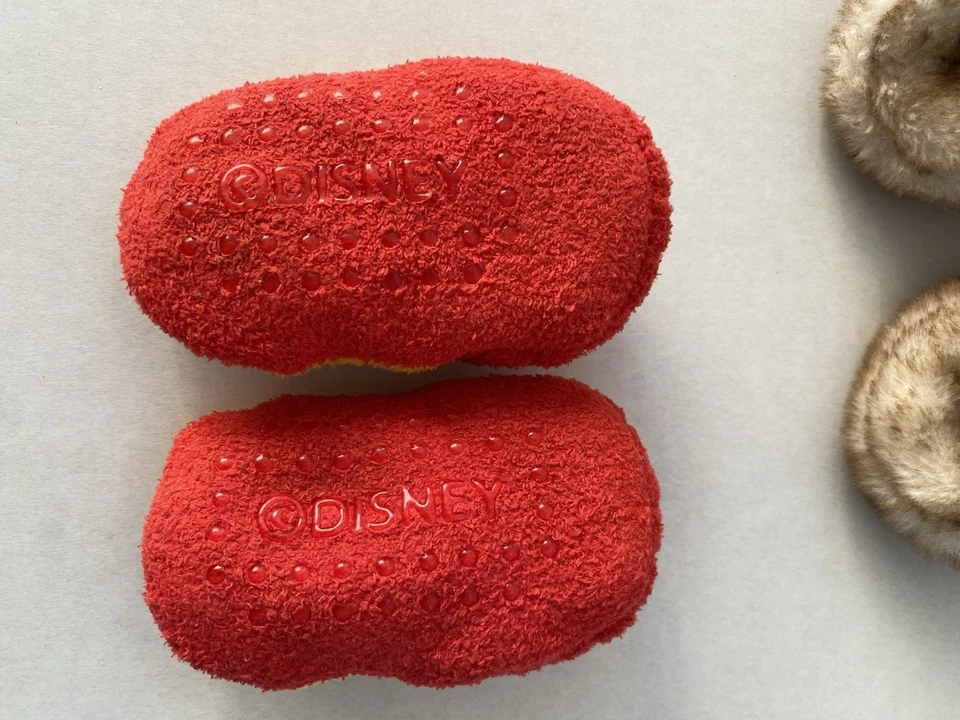 Classic Winnie the Pooh 0-6m. Baby Crib Shoes Booties Slip On Slippers Soft Sole - Image 4 of 4