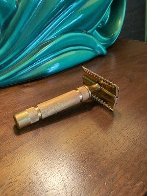 Vintage 1930 s Gillette Safety Razor Rare!!
