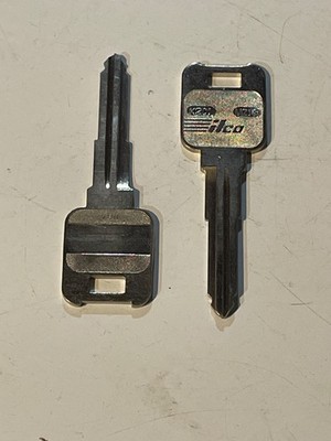 CDN seller Lot of 2 ilco x201 MZ19 Mazda key blank