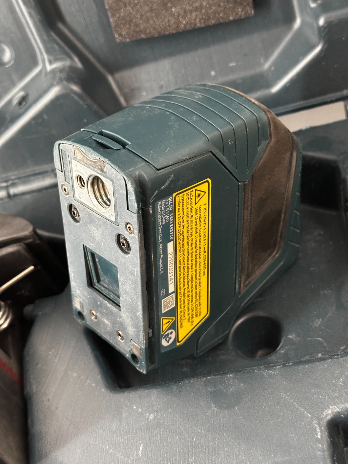 BOSCH GLL50-20G 65 Ft Green-Beam Self-Leveling Cross-Line Laser