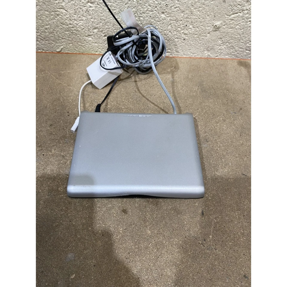 Sky Sagemcom V.6 Broadband Hub Router Wireless Wi-Fi ADSL Silver 4-Ports 2.4GHz - Image 2 of 4