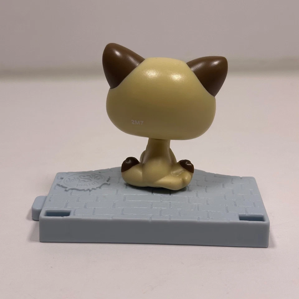 Juguete para gato siamés Littlest Pet Shop McDonald's 2015 Hasbro Foto 3 de 4