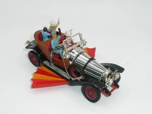 Corgi 266 Chitty Chitty Bang Bang  W/Figures  * original vintage *