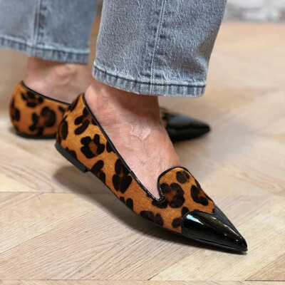 Women's Pointed Toe Slip on Pumps Loafers French Style Leopard