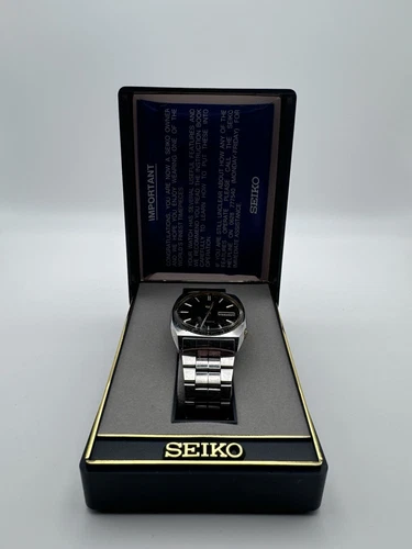 Vintage SEIKO 5 AUTOMATIC 7009-3080 Watch