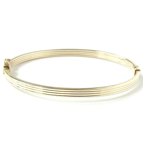 9ct Gold Bangle Ladies Hinged Safety Catch 3.7g 6.5 Inch UK Hallmarked