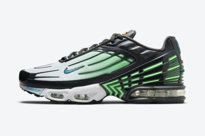Herren Nike Air Max Plus III Turnschuhe DM2835 001 Weiß/Grün Größe UK 7 EU 41