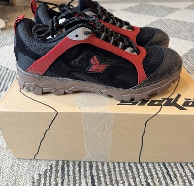 Sicko Born From Pain X 424 Muddy Hiking Shoes Size 9 F25X104D Damaged Box