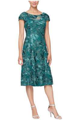 Alex Evenings Women's Short Embroidered Cocktail Dress Emerald