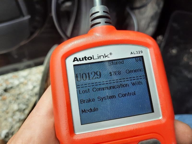 19 2019 MASERATI LEVANTE OEM FRONT SUNROOF ROOF GLASS WINDOW ONLY 