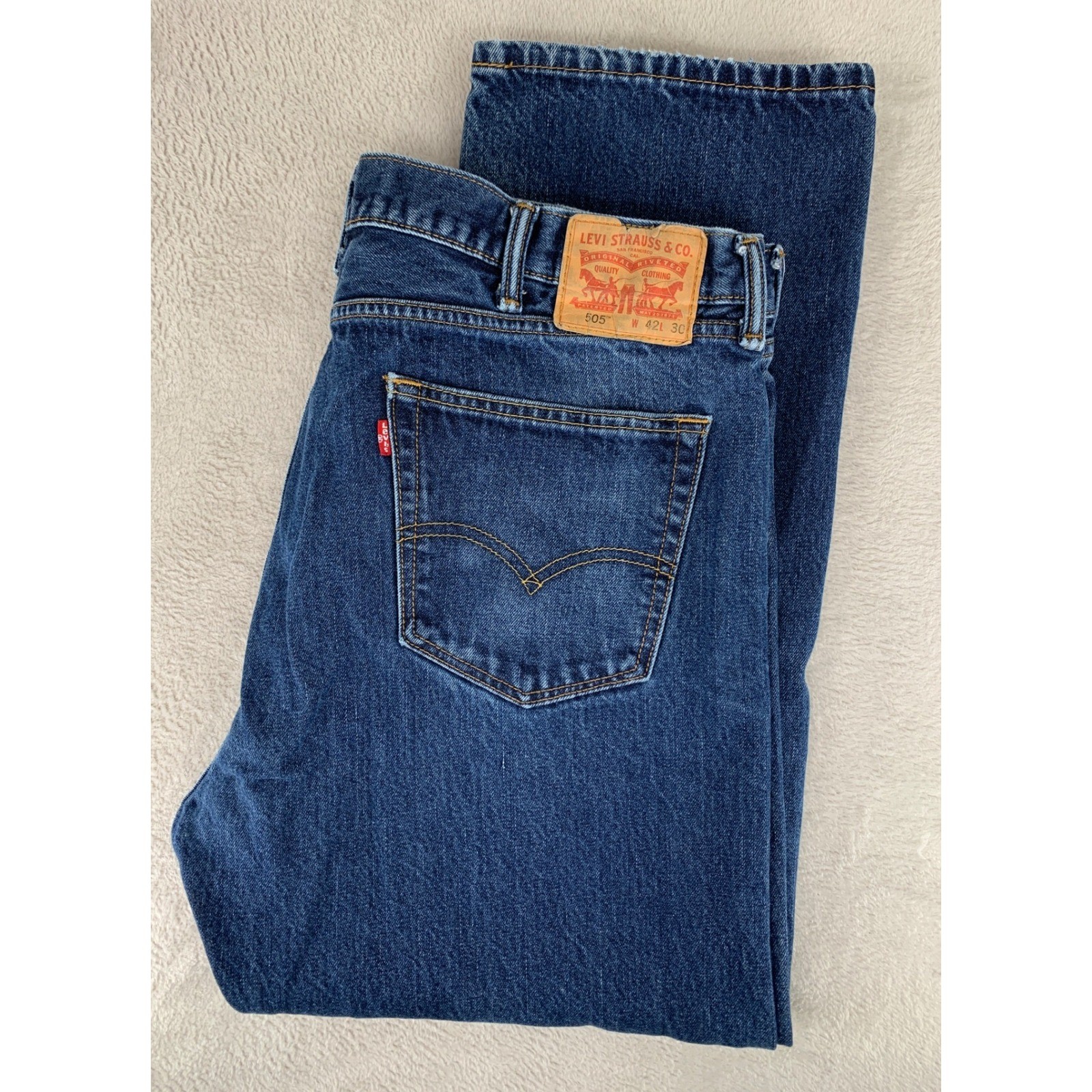 Mens 42x30 Blue Straight Leg Medium Wash Fade Denim Pants