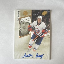 Upper Deck SPx Rookie Autograph Aatu Raty #160 Islanders 2022-23