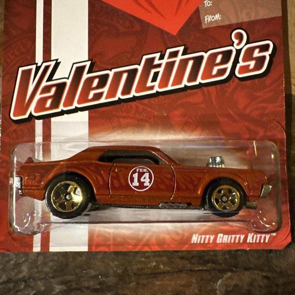Hot Wheels 2009 Valentine's Day Nitty Gritty Kitty Red -VHTF - Image 2 of 3