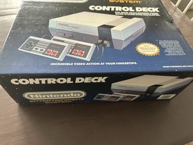 Consola Nintendo NES Control Deck System Completa En Caja Excelente Forma Con Manuales