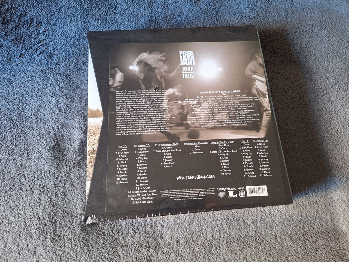 PEARL JAM deluxe edition Vinyl 4 LP + 2 CD + DVD + TAPE Ten (2009 