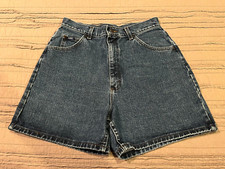 Women's Vtg LEE Blue Denim High Rise Mom Shorts Size 30 1/2" x 5" inseam