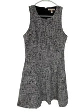 Bananna Republic Petite Woman’s Fit and Flare Jumper Frocking Dress Black White
