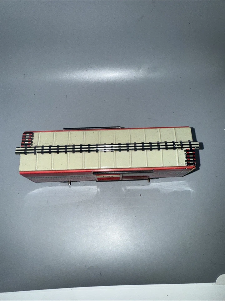 MARX  37956 PRR MERCHANDISE SERVICE BOXCARS WITH OPENING DOORS No Box O - C - Image 2 of 4