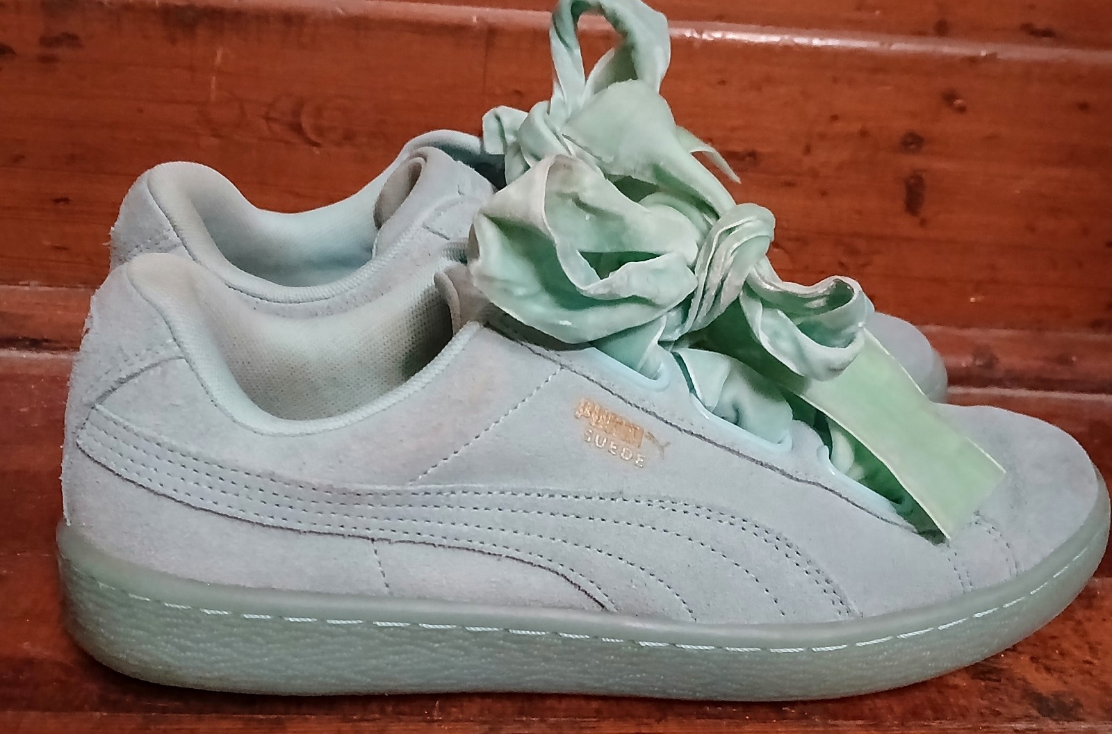 Puma Suede Heart Aruba Blue Womens Size 9.5 Walking Athletic