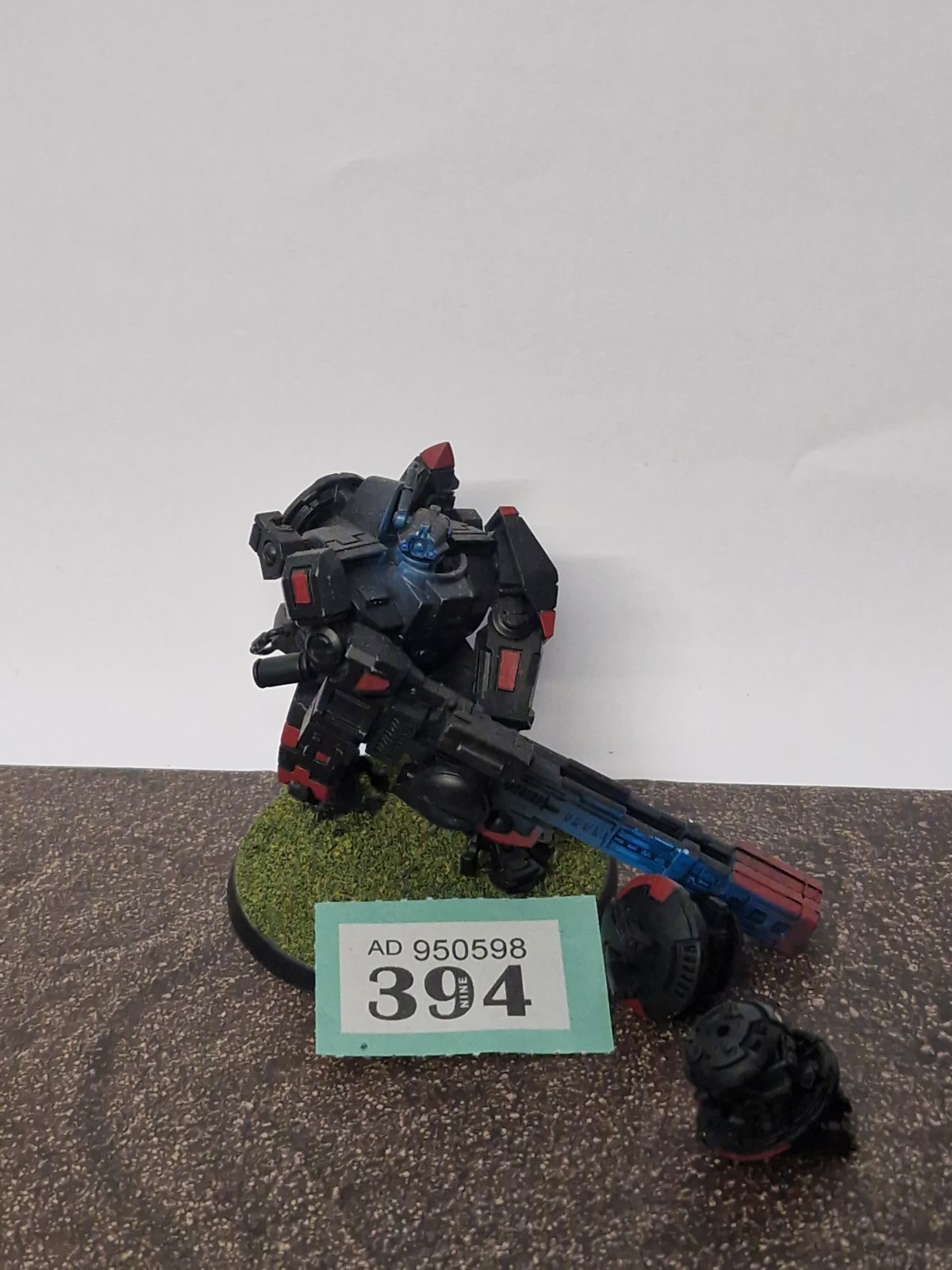 Warhammer 40k Tau Empire Xv88 Broadside Battlesuit Painted & Assembled