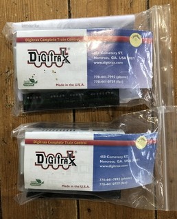 MODEL RAILWAY DIGITRAX DS64 STATIONARY DECODERS FOR 4 SLOW MOTION TURNOUTS X 2