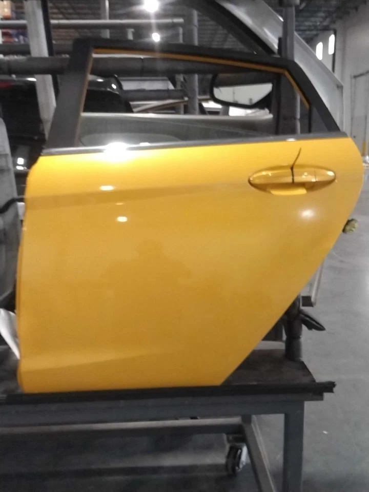 Puerta trasera del conductor 4 puertas hatchback para 11-15 FIESTA 582313 Foto 2 de 3