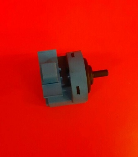 Waschmaschine INDESIT XWSC61251W UK Druckschalter