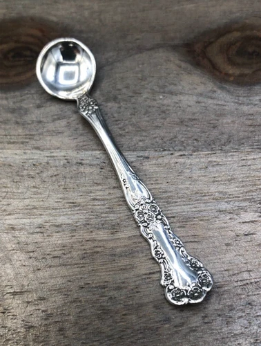 Buttercup by Gorham Sterling Silver individual Salt Spoon  2 5/8"