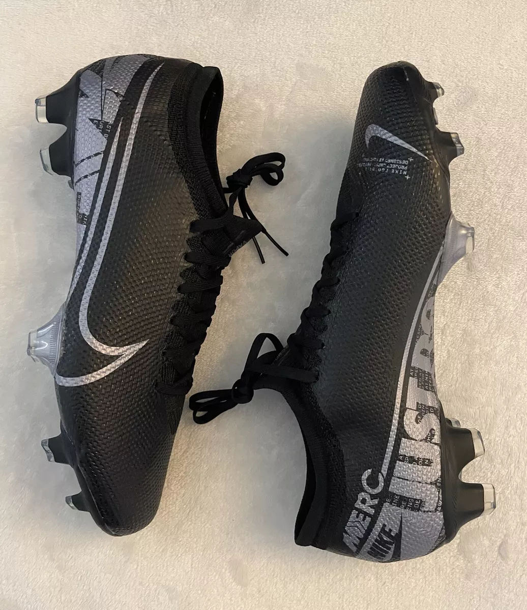 Nike usa mercurial top