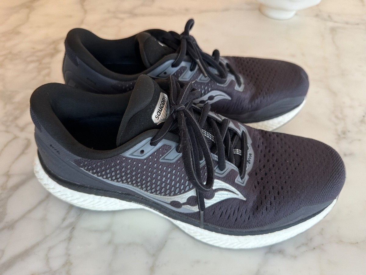 saucony black trainers