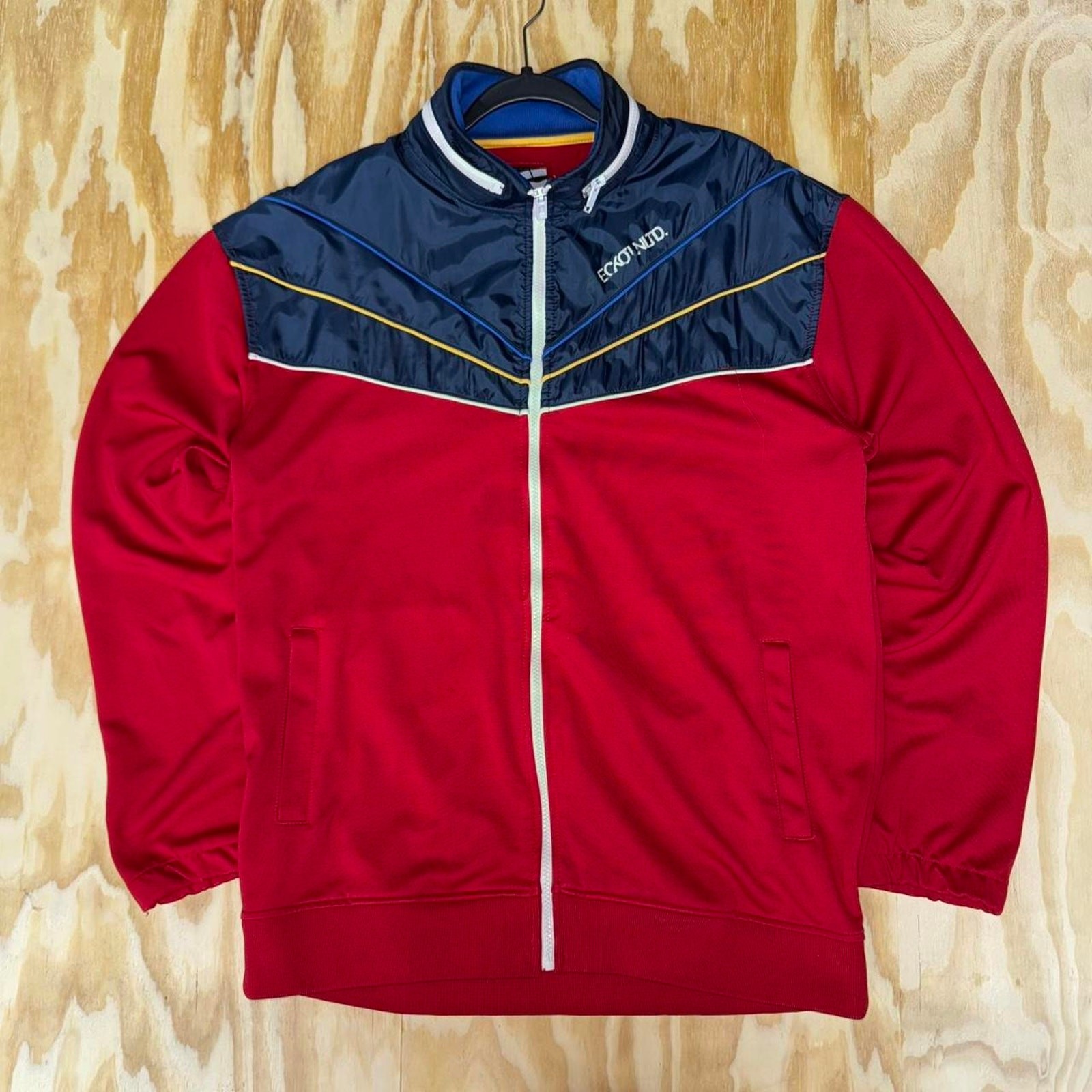 Vintage y2k ecko unltd hip hop style 2000s zip up jacket
