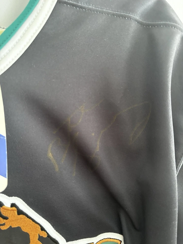 NWT Vintage Utah Grizzlies 90's Hockey Jersey Size 52 (XL) Autographed - Image 3 of 4