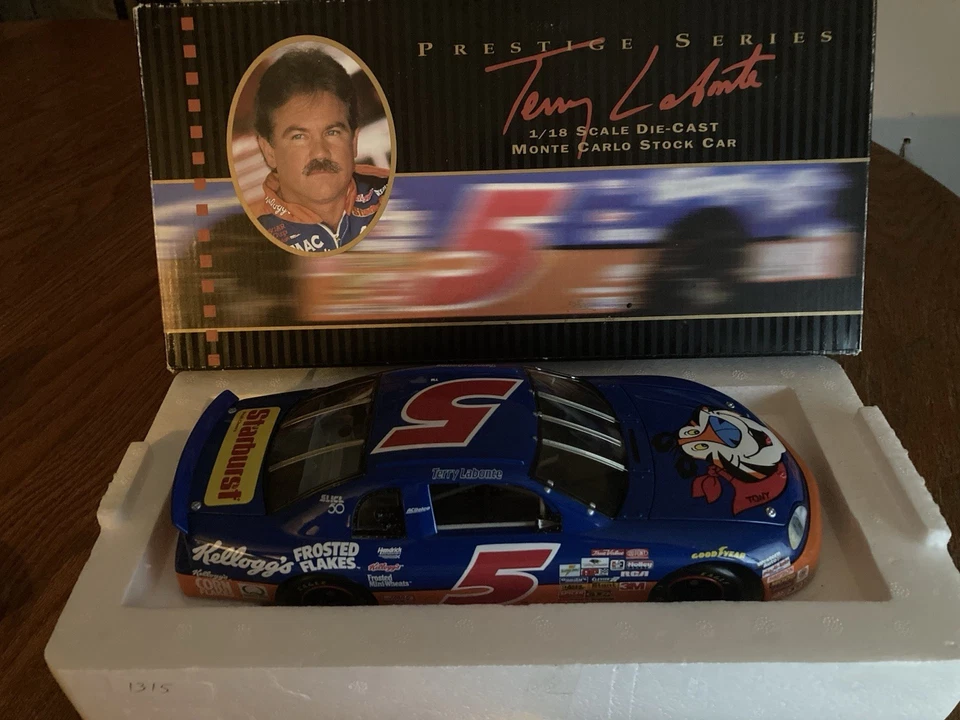 NICE 1997 ERTL Prestige Series 1/18 Terry Labonte #5 Tony the Tiger Monte Carlo - Image 2 of 4
