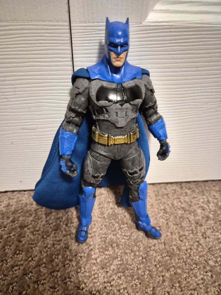 Creaciones personalizadas: McFarlane DC Multiverso Ben Affleck Batman The Flash Película Foto 2 de 4