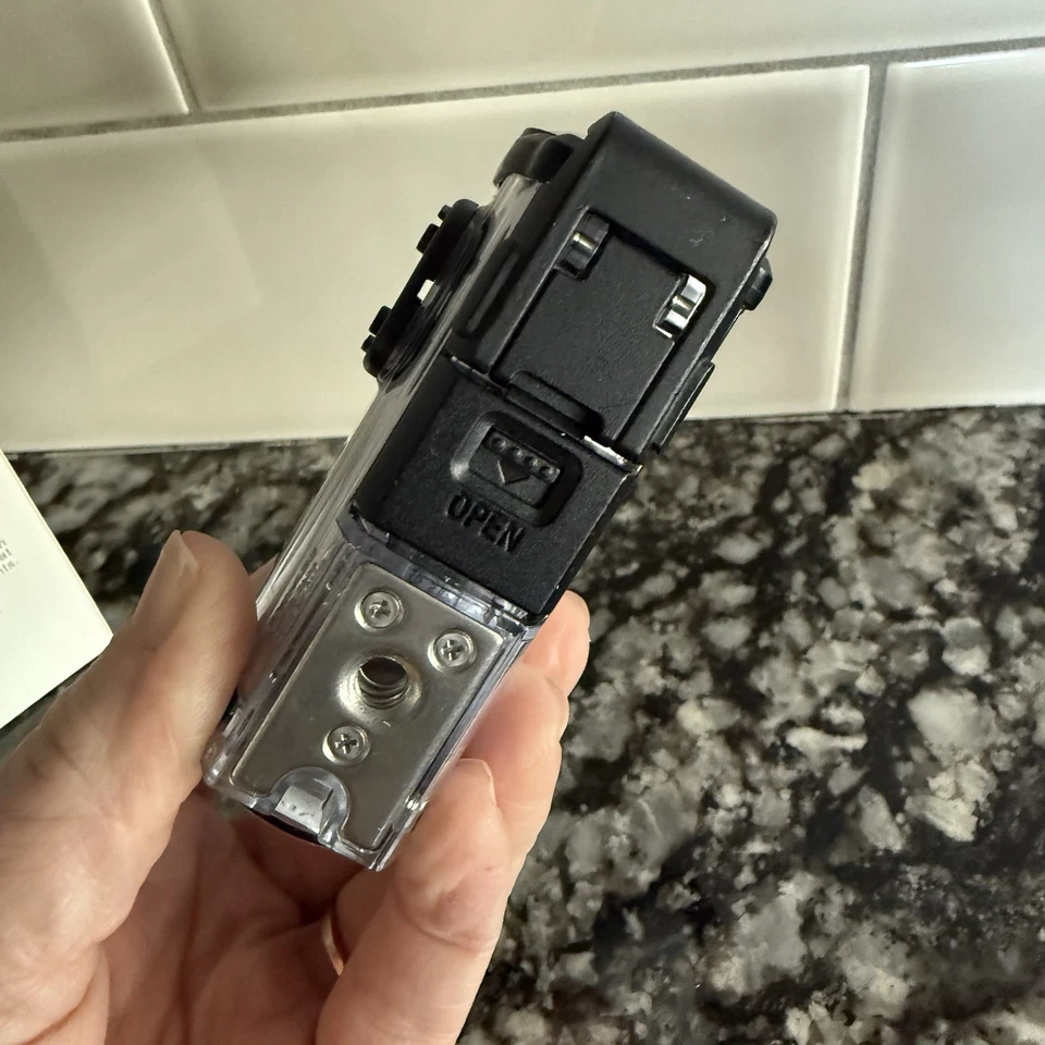 Sony Action Cam HDR-AS200V Bundle – 1080p HD Wi-Fi Splashproof with Zeiss Lens - Image 4 of 4