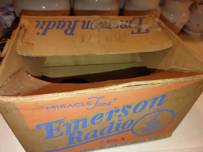 Emerson Vintage Radio 581 Box Only