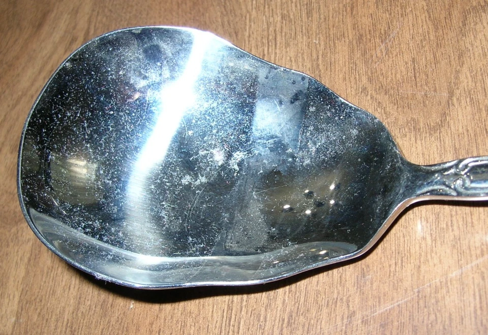 Reed & Barton Victoria Solid Oversized Stainless Salad Serving Set Fork & Spoon - Image 4 of 4