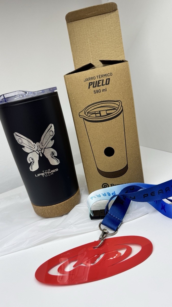 Katy Perry Lifetimes Tour VIP Merch Bundle: Térmica Cup + Lanyard