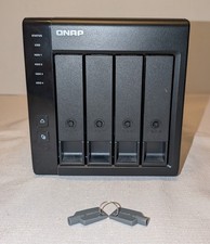 QNAP TR-004 4-Bay USB RAID Enclosure w/16TB disk 4x4TB WD Red NAS Drives - DAS