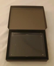 O.C. Tanner Appreciation Lucite Magnetic 4"x6" Picture Frame New York & Co Box