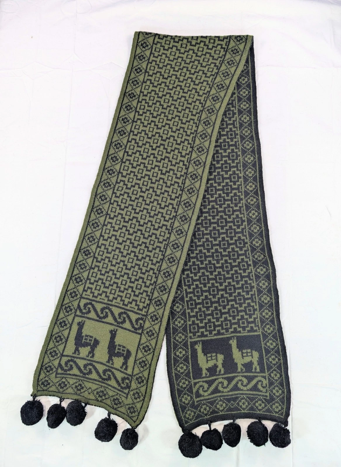 Green Black Reversible Soft Alpaca Scarf Pom Pom Peruvian Inca Pattern Textile