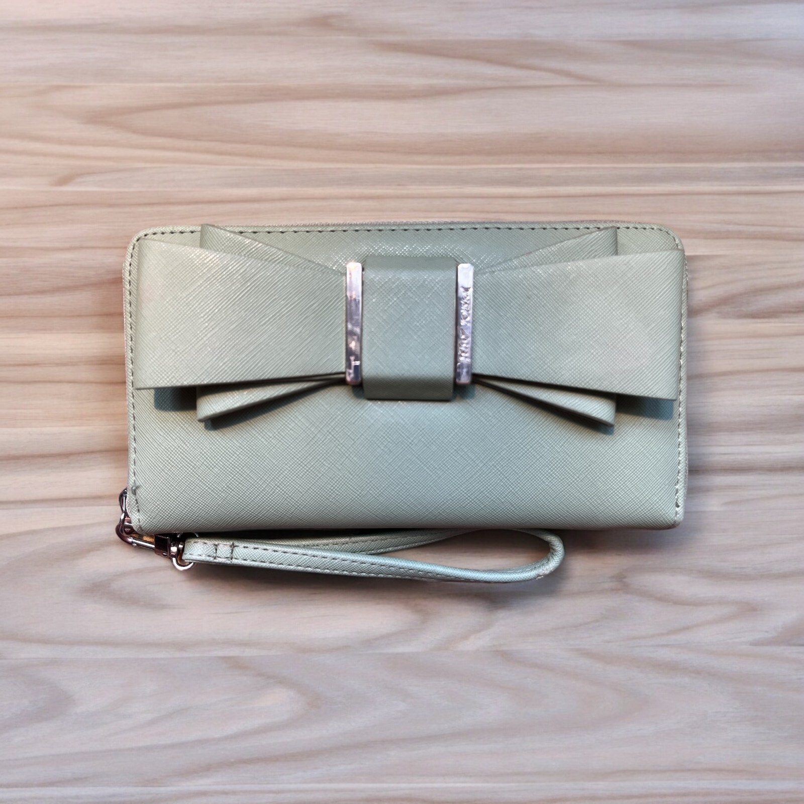 Betsey Johnson Sage/Silver All Around Zipper wristlet Clutch w/bow