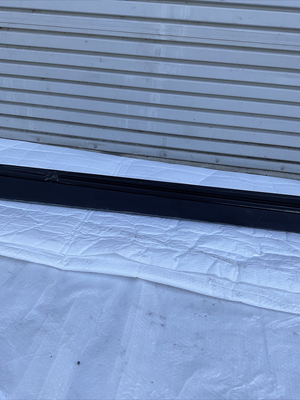 06-10 Bentley Flying Spur  Right Side Skirt Roker Molding OEM