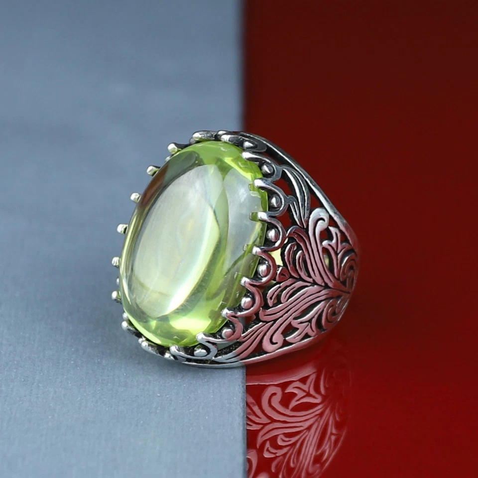 Anillo grande de piedras preciosas de peridoto verde hecho a mano para hombre, anillo de plata turco hecho a mano Foto 3 de 4