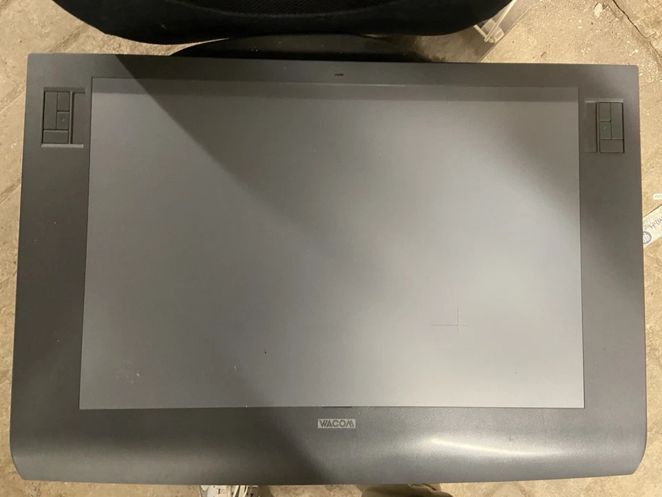 Wacom Intuos 3 USB Drawing Graphics Tablet XLarge 12"x18" Active Area PTZ-1231W - Bild 2 von 4