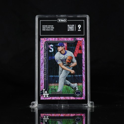 2025 Topps Series Shohei Ohtani #400 Pink Holo Foil TAG MINT 9 Dodgers