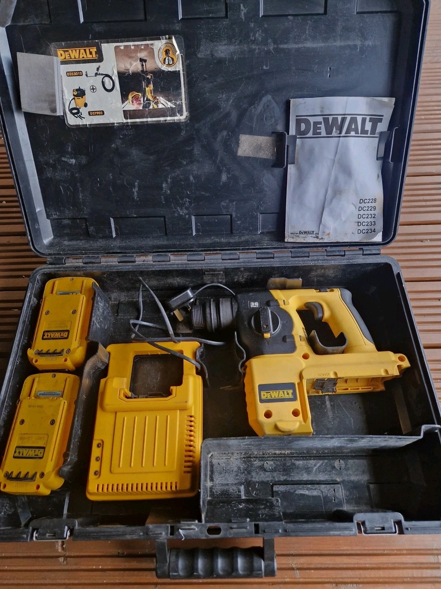 DEWALT 36V DC233 Li-ION Hammer Drill 2x Batteries Charger Case