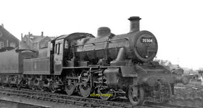 Foto 12x8 New BR Standard 2MT 2-6-0 outside Swindon Works No. 78004 was b um 1953